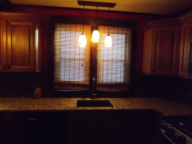 37 Osborne Rd, Albany, NY 12205 - photo 7