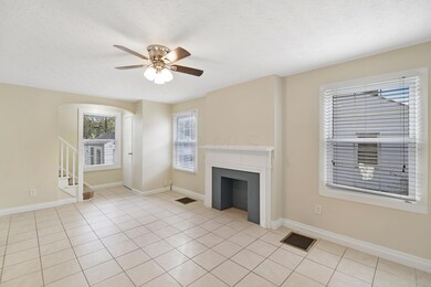 1729 E Kenworth Rd, Columbus, OH 43224 - photo 6