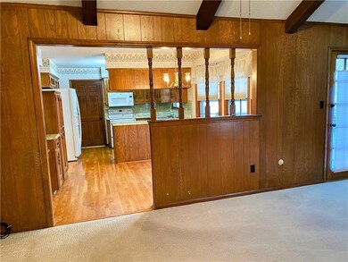 405 Meadow Ln, Raymore, MO 64083 - photo 7