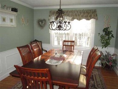 34 Mount Pleasant St, Oxford, MA 01540 - photo 3