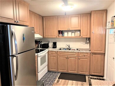 2000 E Bay Dr unit 177, Largo, FL 33771 - photo 2