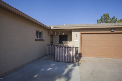 923 N Dakota St, Chandler, AZ 85225 - photo 4