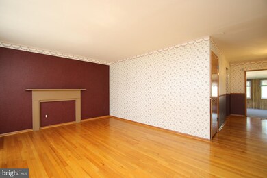 413 Sacred Heart Ln, Reisterstown, MD 21136 - photo 5