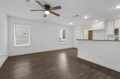 2514 S Fannin Ave unit 2514, Denison, TX 75020 - photo 2