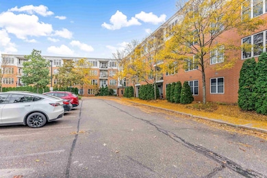 370 Farrell St unit 303, South Burlington, VT 05403 - photo 4