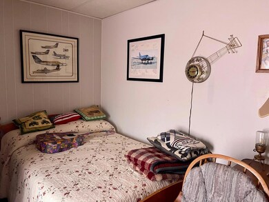 115 College St, Warren, IN 46792 - photo 7