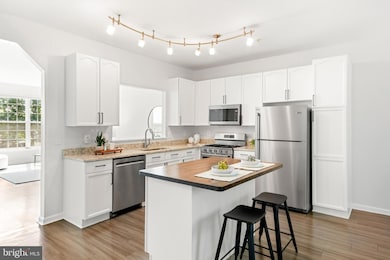 6577 Duncan Place, Frederick, MD 21703 - photo 5