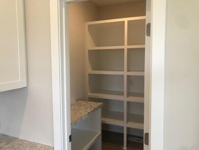 SUN RIDGE 6457 PANTRY