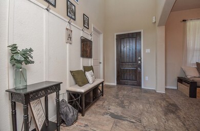 714 Rim Water Dr, Alvin, TX 77511 - photo 4