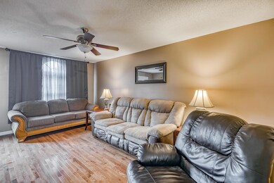 225 Amanda Ln Unit 5 4