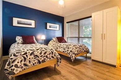 4724 Post Oak Timber Dr unit 865, Houston, TX 77056 - photo 4