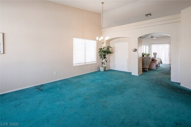 Living room/dining room combo.