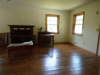 204 Pine Knoll unit 2, Arlington, VT 05250 - photo 7