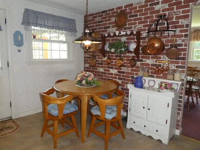 205 Concord St, Nashua, NH 03064 - photo 3