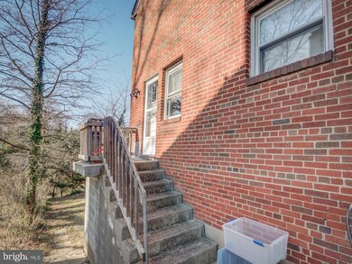 2404 Lake Ave, Cheverly, MD 20785 - photo 5