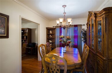 Formal Dining