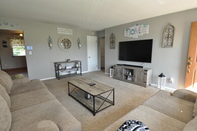 3182 Briggs Rd, Columbus, OH 43204 - photo 5