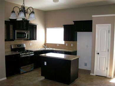 11473 Flor Liatris Dr, Socorro, TX 79927 - photo 6