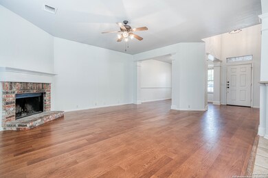 10618 Rainbow View, Helotes, TX 78023 - photo 5