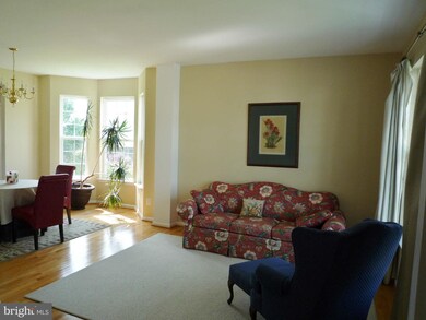 527 Kenan St, Taneytown, MD 21787 - photo 4