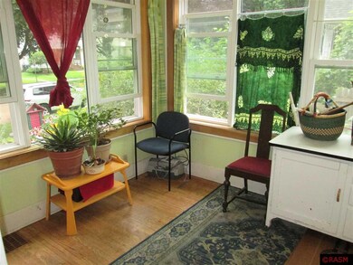 1317 N 5th St, Mankato, MN 56001 - photo 2