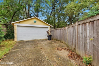 566 Warrior Trail, Jackson, MS 39216 - photo 4