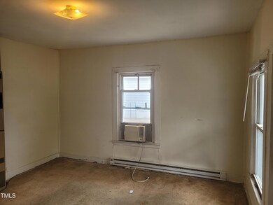 5- Living Room