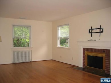 513 Lafayette Ave, Wyckoff, NJ 07481 - photo 5