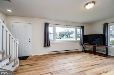 2109 Cullum Dr, Reading, PA 19601 - photo 5