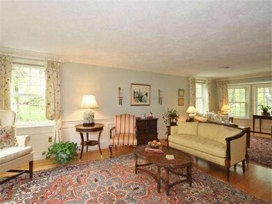 11 Onondaga Ln, Medfield, MA 02052 - photo 6