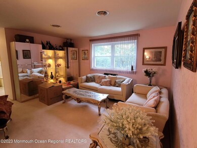 166 Hudson Pkwy unit A, Whiting, NJ 08759 - photo 4