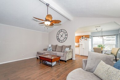 17023 Townes Rd, Friendswood, TX 77546 - photo 5