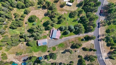 13098 Hill House Loop, Donnelly, ID 83615 - photo 3