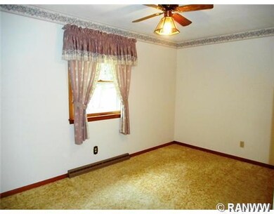 511 16th St SE, Menomonie, WI 54751 - photo 7