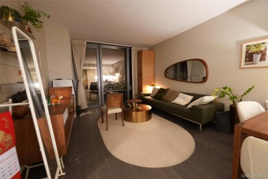 13103 40th Rd unit 18, Flushing, NY 11354 - photo 7