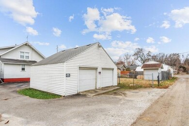 2310 E Grand Ave, Des Moines, IA 50317 - photo 2