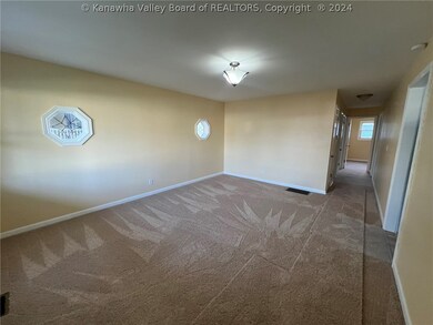 421 19th St, Dunbar, WV 25064 - photo 5