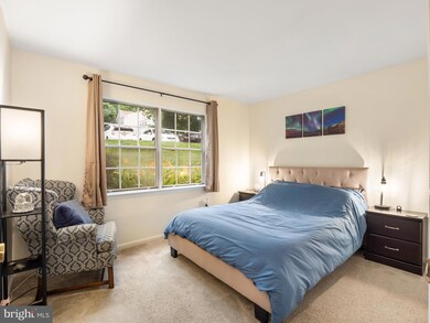 20249 Shipley Terrace unit 5-C-10, Germantown, MD 20874 - photo 4