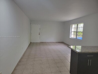4011 N Meridian Ave unit 19, Miami Beach, FL 33140 - photo 4