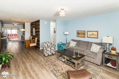 05-Living Room_ETL6199