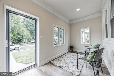 133 E Roland Rd, Brookhaven, PA 19015 - photo 4