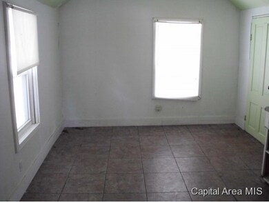 230 N Front St, Virginia, IL 62691 - photo 7