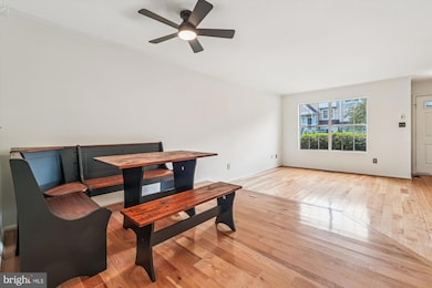 18906 Ebbtide Cir, Germantown, MD 20874 - photo 6