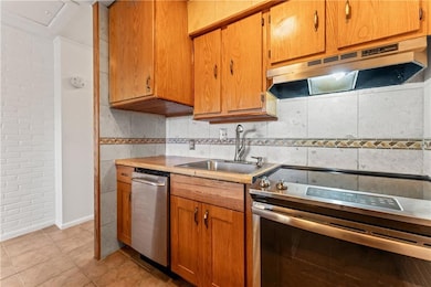 1921 Prytania St unit Q, New Orleans, LA 70130 - photo 7