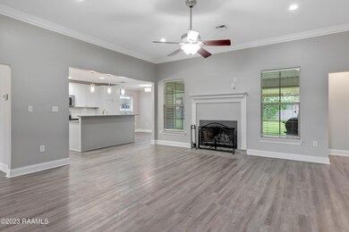 204 Wildflower Ln-4