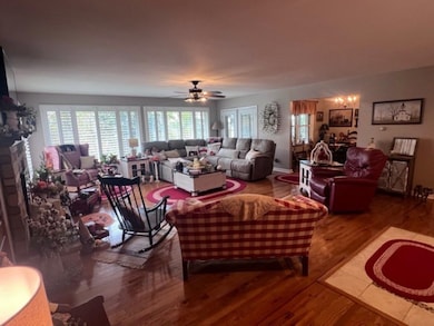 202 Lea St, South Point, OH 45680 - photo 3