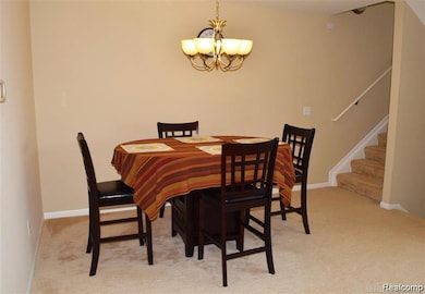 1077 Foxboro unit 26, Troy, MI 48083 - photo 7