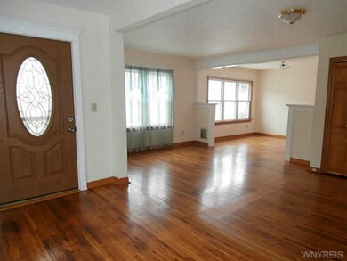 Living Room. New Front Door. Hardwood floors  nice