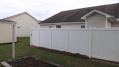 2568 Saddleback Dr unit B, Winterville, NC 28590 - photo 6