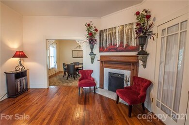 316 S Race St, Statesville, NC 28677 - photo 3